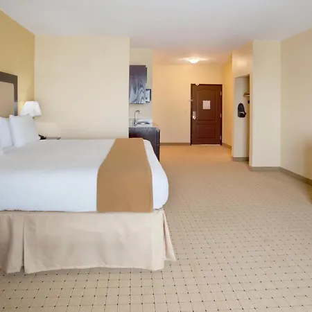 Holiday Inn Express Georgetown By Ihg Exterior photo